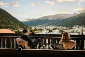 A&Y to the Golden Deer Chalet • View, Fireplace, Skiing - Image 4