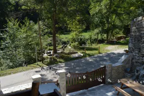 Stone house, garden with river, mountain - Image 4