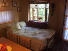 Cozy Rustic Cabin/Retreat - Image 3