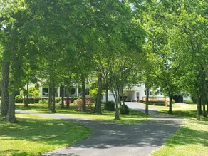 Lazy Acres - Image 2