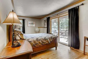 Whisky Creek Lodge - Image 5