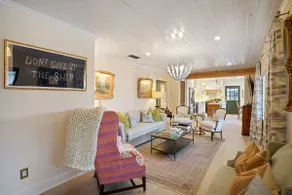 White Owl (B): Laid-back Sophistication - Image 3