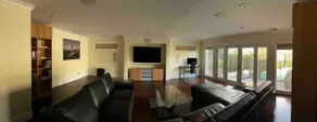 Luxury 4-Suite Carbon-Neutral Home With Pool - Image 3