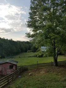 Farmhouse. Updated & great place to relax. Exit133 - Image 2