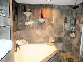Up North Retreat: Peaceful & Relaxing But Modern! - Image 5