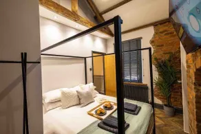 Beautiful Town Centre Cottage, Hot Tub - Morpeth - Image 3