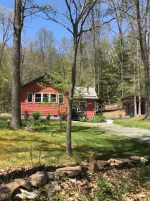 Charming Cottage Near Greenbrier River - Image 3
