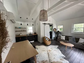 Chic Artist Studio in the Beautiful Bowral. - Image 3