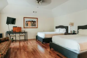 NBA Allstar Home, Private Heated Pool& Pickleball! - Image 5