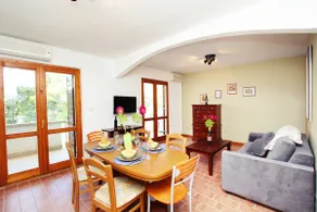 Cozy 2BD with view,parking&wifi #2 - Image 3