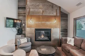 Lake view with hot tub, EV charger, pet friendly. - Image 4