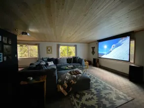 Naked Elk Lodge | 4 Bdrms, Hot Tub, Projector TV - Image 4