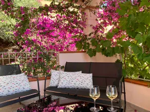 Rare Find: Sea View & Private Parking · 3 Terraces - Image 4