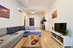 Deluxe Apartment - Thisean Modern Suites - Image 4