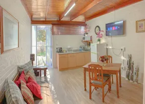 Six Second Avenue - Image 3