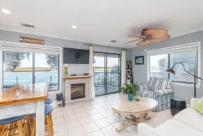 Gorgeous Waterfront Battery Creek Retreat - Image 4
