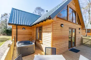 Thistle Lodge 20 with Hot Tub - Image 2