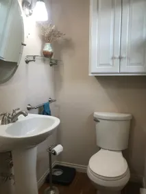 Beautiful, well-kept PSU getaway w/ deck - Image 4