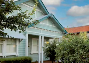 Spacious Family Oasis |4BR 3BA| Footscray near CBD - Image 3