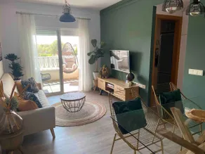 Cozy 2 bedroom and 2 bathroom Apartment - Image 4