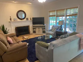 Sweet Southern Dream - 3 Bed, 2.5 Bath, & Office - Image 2