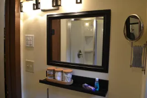 The Red Door Studio Suite of South Troy - Image 4