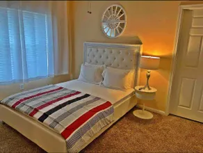 Cozy and Quiet Gem Near Perimeter Mall - Image 3