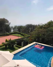 House with pool, court, view and total privacy - Image 4