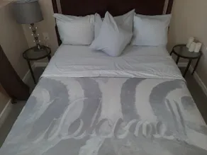 ”White House on the Hill” sleeps 8 - Image 2