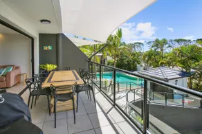 Beach front luxury apartment at Cotton Tree, Maroochydore - Image 4