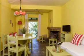 Isabella Country House Apartment - Image 2