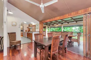 Cairns / Edge Hill Holiday Home - Image 2