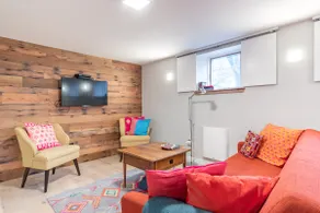 Clean, Comfy, Modern Private Apartment - Image 3