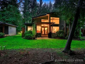 Sleeps 6, 2 bedrooms , 2 baths. - Image 4