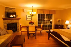 St-Sauveur Lovely Studio - Image 2