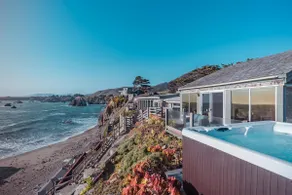 Seamist Beach Cottage, Private Beach & Ocean views - Image 3