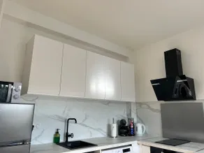 1 bedroom with parking space, in the city center - Image 3