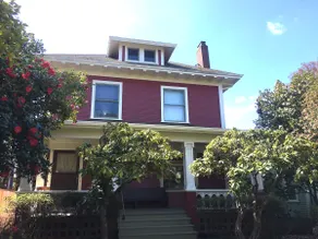Charming Classic Ladd's/Hawthorne Gem/Sleeps 4 - Image 4