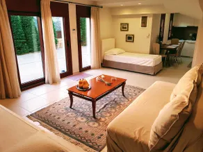 Ocean Villas Suite open plan by Ocean Residences - Image 3