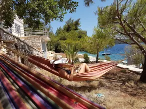 Thomas House Karbuni,9m to Sea,Motorboat,Sup,Bikes - Image 3