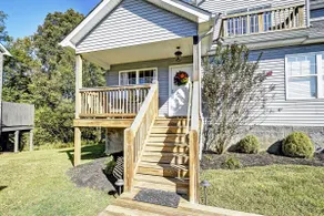 Ridge Retreat 42 Sleeps 8 + Crib - Image 4
