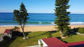 Victorian beachfront apartment with ocean views; 6 - Image 2