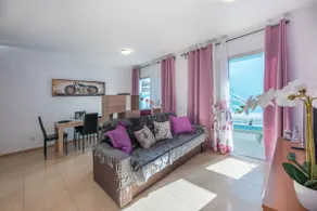 near the port, comfortable, Wi-Fi, aircon - Image 2