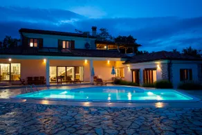 Arton Villa, in der Nähe von Rovinj mit großem Pool in ruhiger Naturlage, vier Schlafzimmer - Image 2