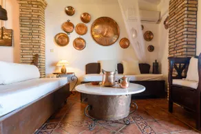 Eros Pittoresque Retreats - Perfect location, Panoramic Seaview - Image 3