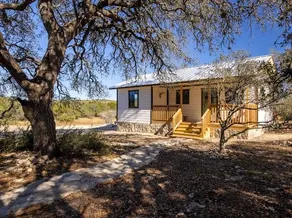 The Farm House - Image 5