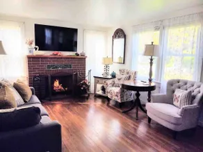 Wine Trail Getaway - Hot Tub open until Oct. 28 - Image 3