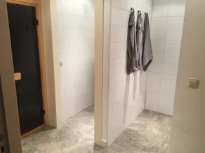 Friend's House - Image 4