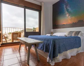 Charming house and fantastic views - Image 2