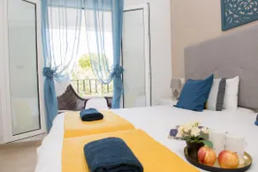 Appartement \"Luxury Pool and Spa - Casa Coco\" avec piscine, bain à remous et terrasses - Image 3